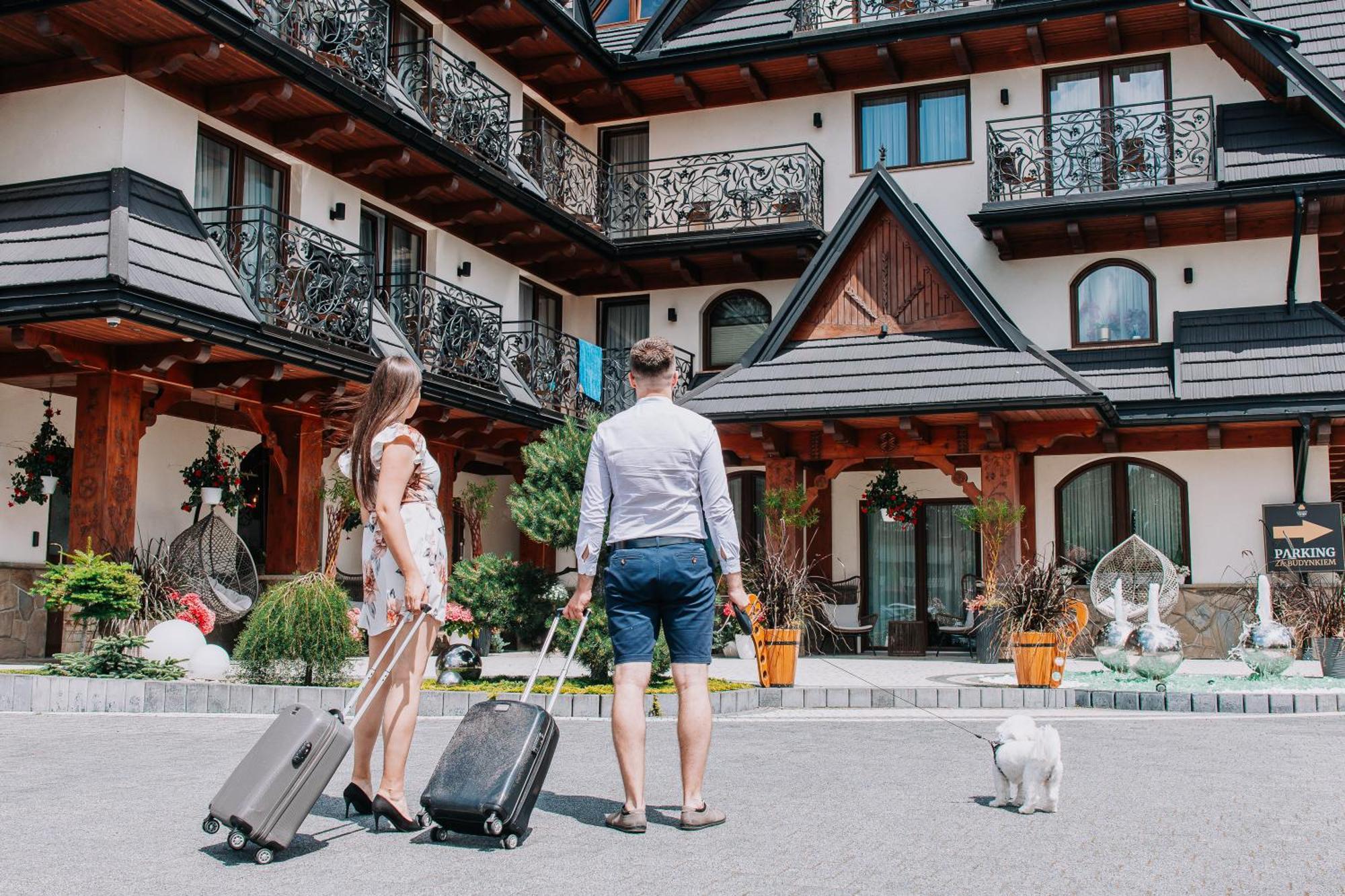 Apartamenty Grand Tatry - Sauna I Jacuzzi Wliczone W Cene Pobytu - 10 Minut Pieszo Od Term Bania Białka Tatrzańska Kültér fotó